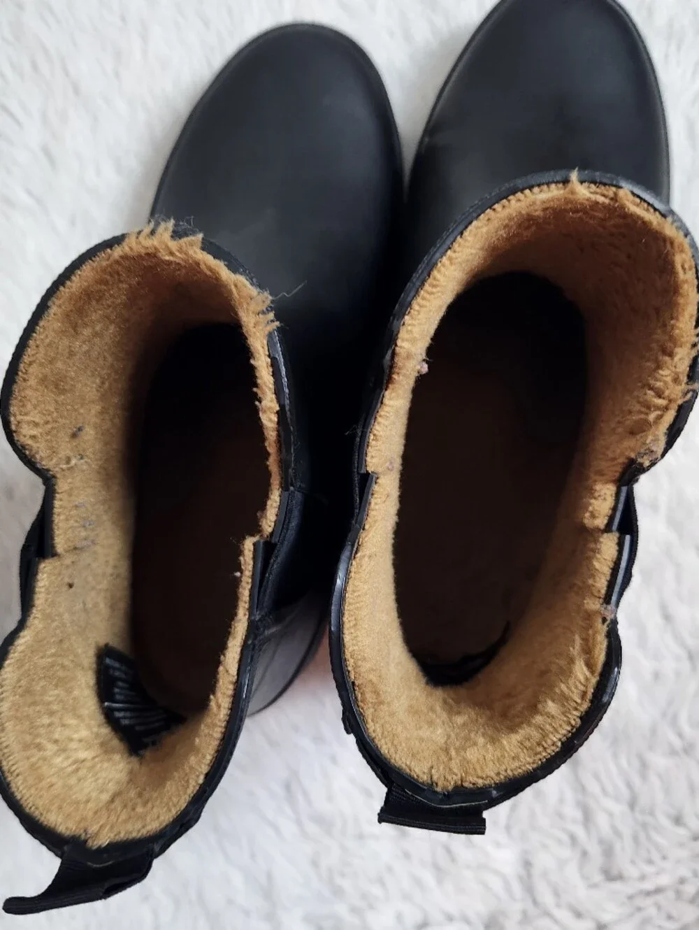 CHOOKA Handcrafted Premium Rainwear Plush Chelsea Black Boots